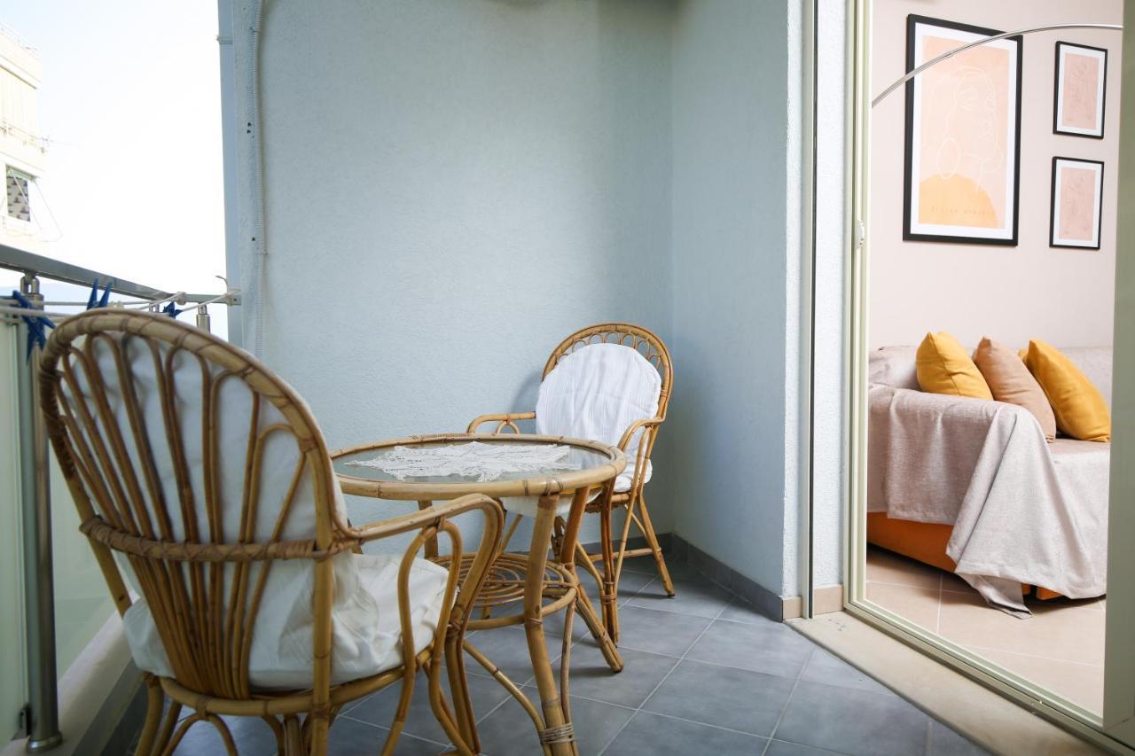 Tafa Deluxe Apartment Vlore Luaran gambar