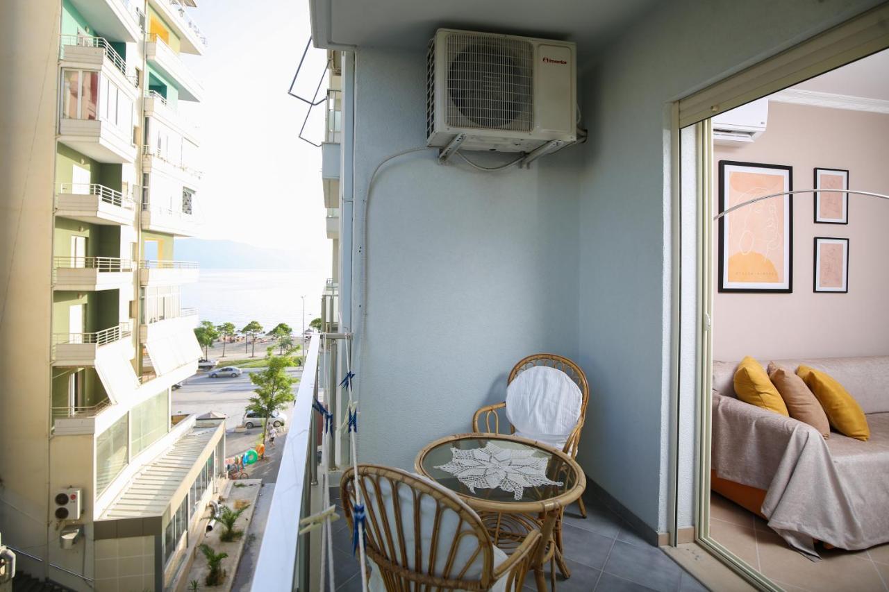 Tafa Deluxe Apartment Vlore Luaran gambar
